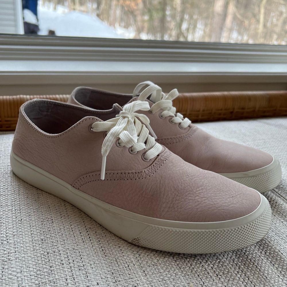 Sperry Top Sider pink leather shoes size 9